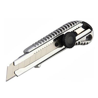 Купить Нож усиленный с выдвижным лезвием Kubis 04-03-0518 18 мм винтовой замок металлический Инструмент и оборудование
